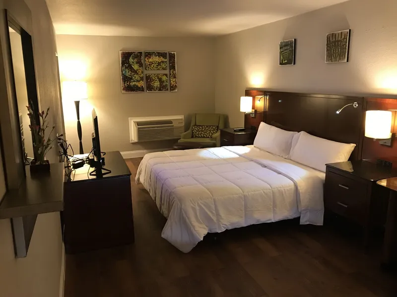 Stratus Suites - Boutique Hotel hotel detail image 6