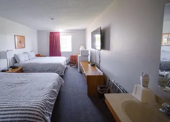 Westwood Inn & Suites hotel thumbnail 7