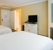Sand Pebbles Inn hotel detail image 7