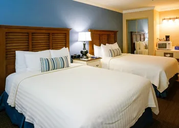 Sand Pebbles Inn hotel thumbnail 8