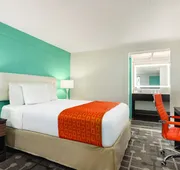 Dover Inn & Suites hotel detail image 4