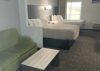 Quality Suites Abilene Mall Area hotel thumbnail 8