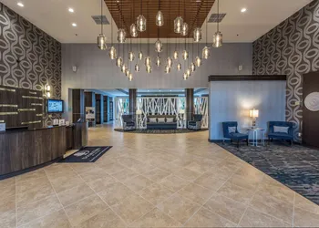 DoubleTree by Hilton North Charleston - Convention Center hotel thumbnail 5