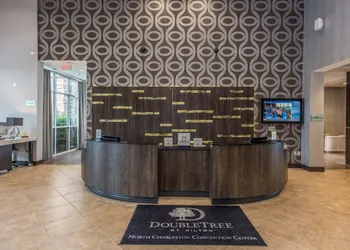 DoubleTree by Hilton North Charleston - Convention Center hotel thumbnail 6