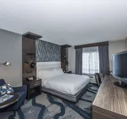 DoubleTree by Hilton North Charleston - Convention Center hotel detail image 7