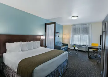Oxford Suites Bellingham hotel thumbnail 8