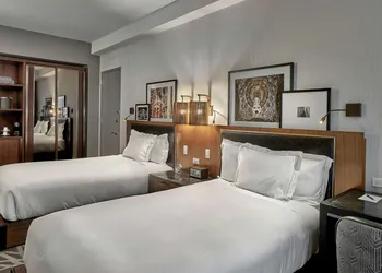 LondonHouse Chicago, Curio Collection by Hilton hotel thumbnail 8