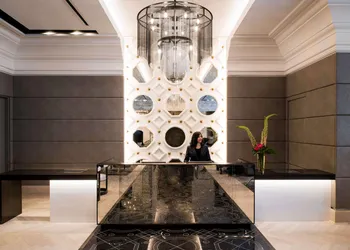 LondonHouse Chicago, Curio Collection by Hilton hotel thumbnail 5