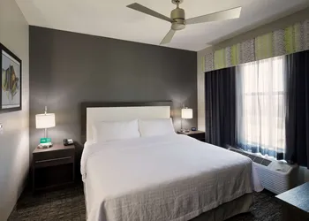 Homewood Suites by Hilton Topeka hotel thumbnail 8