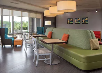Home2 Suites by Hilton Gulfport I-10 hotel thumbnail 5