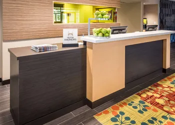 Home2 Suites by Hilton Gulfport I-10 hotel thumbnail 7