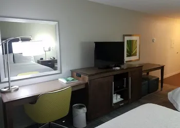 Hampton Inn & Suites Las Cruces I-10 hotel thumbnail 4