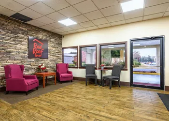 Red Roof Inn Sylacauga hotel thumbnail 2