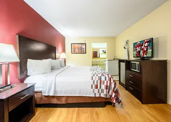 Red Roof Inn Sylacauga hotel thumbnail 5
