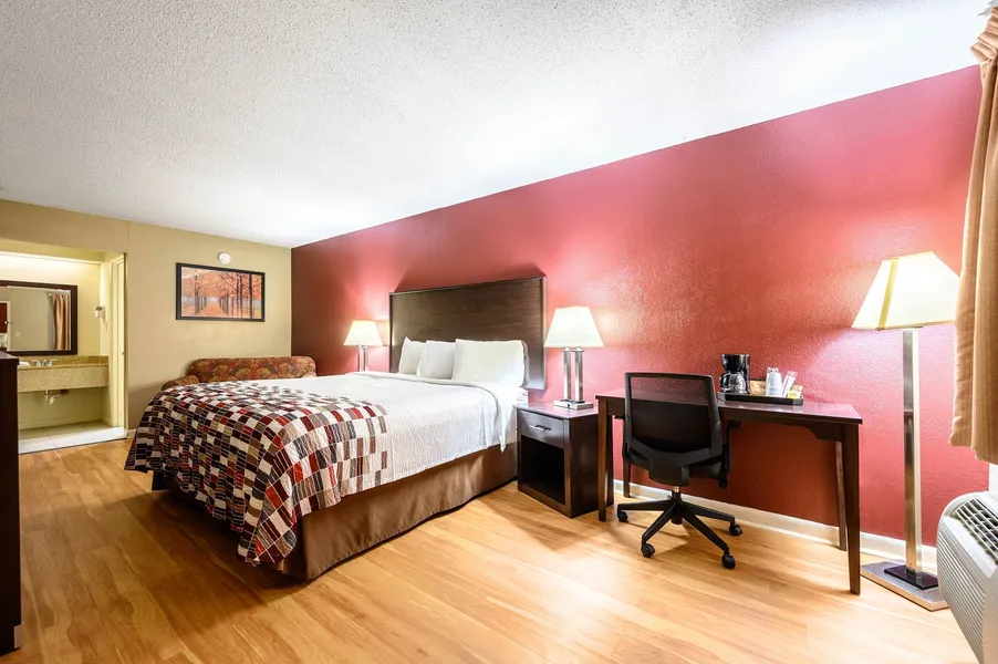 Red Roof Inn Sylacauga hotel detail image 6