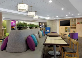Home2 Suites by Hilton Gainesville Medical Center hotel thumbnail 2