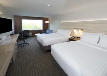 Holiday Inn Express & Suites Alpena - Downtown by IHG hotel thumbnail 5