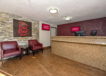 Red Roof Inn Jacksonville - Cruise Port hotel thumbnail 3