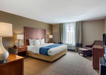 Comfort Inn South Chesterfield - Colonial Heights hotel thumbnail 3
