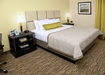 Candlewood Suites Waco by IHG hotel thumbnail 2