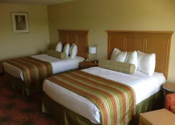 Candlewood Suites Waco by IHG hotel thumbnail 4