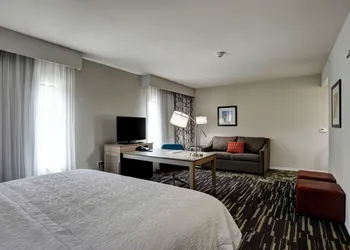 Hampton Inn & Suites Ardmore hotel thumbnail 8