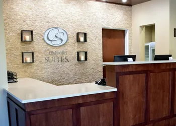Comfort Suites Dunnellon near Rainbow Springs hotel thumbnail 4