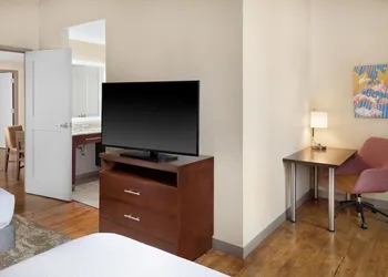 Homewood Suites by Hilton Grand Rapids Downtown hotel thumbnail 8