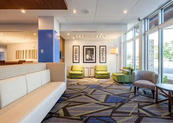 Holiday Inn Express & Suites Eagan - Minneapolis Area by IHG hotel thumbnail 2