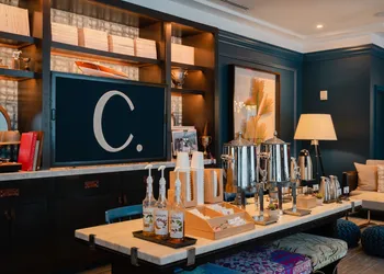 Kimpton Cardinal Hotel by IHG hotel thumbnail 4