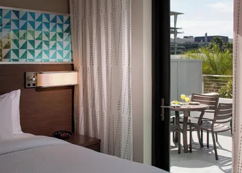 Residence Inn by Marriott Miami Beach South Beach hotel thumbnail 5
