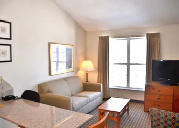 Cresthill Suites Syracuse hotel thumbnail 5