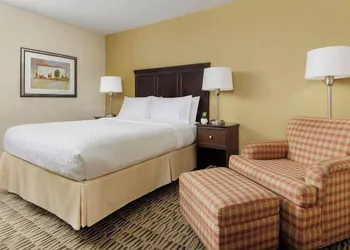 Countryside Inn and Suites hotel thumbnail 3