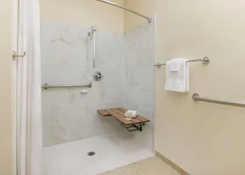 Countryside Inn and Suites hotel thumbnail 7