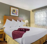 Best Western Plus Palm Desert Resort hotel detail image 4