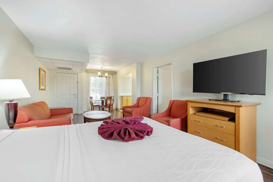Best Western Plus Palm Desert Resort hotel detail image 6