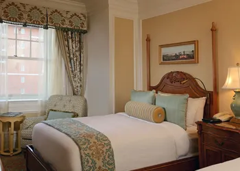 The Broadmoor hotel thumbnail 4