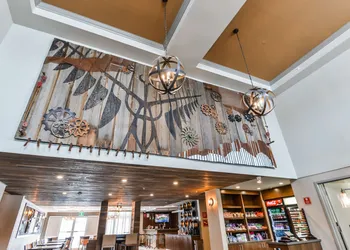 Four Points by Sheraton Barrie hotel thumbnail 3