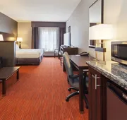 Holiday Inn Express Hotel & Suites Rapid City by IHG hotel detail image 3