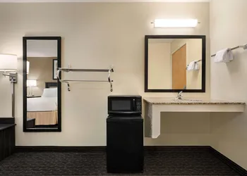 Baymont by Wyndham Elko hotel thumbnail 8