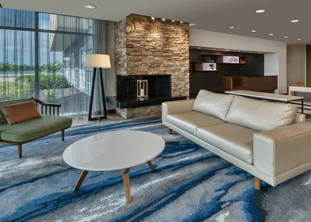 Fairfield Inn & Suites by Marriott Moncton hotel thumbnail 2