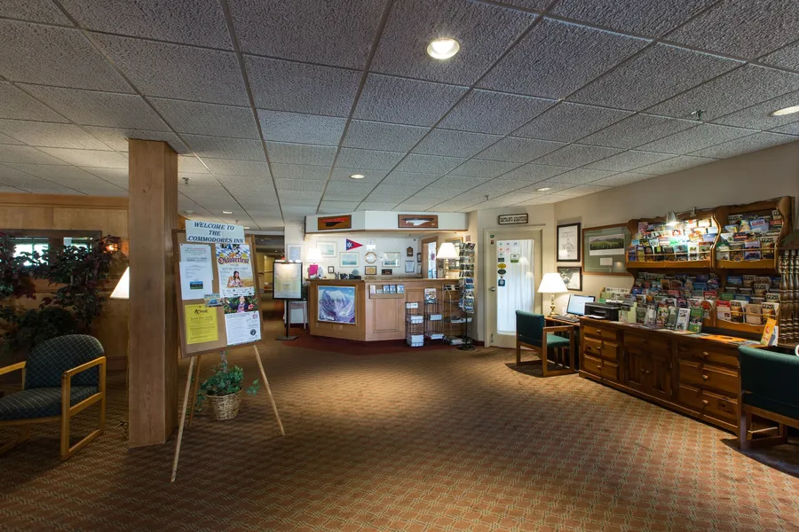 Commodores Inn hotel detail image 2