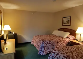 Commodores Inn hotel thumbnail 8
