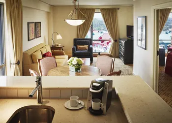 Fairmont Tremblant hotel thumbnail 4