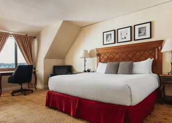 Fairmont Tremblant hotel thumbnail 6