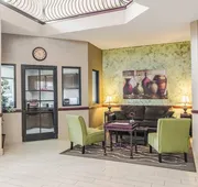 Quality Suites Graham - Burlington South hotel detail image 3