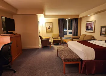 Travelodge by Wyndham Spruce Grove hotel thumbnail 4