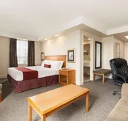 Travelodge by Wyndham Spruce Grove hotel detail image 5