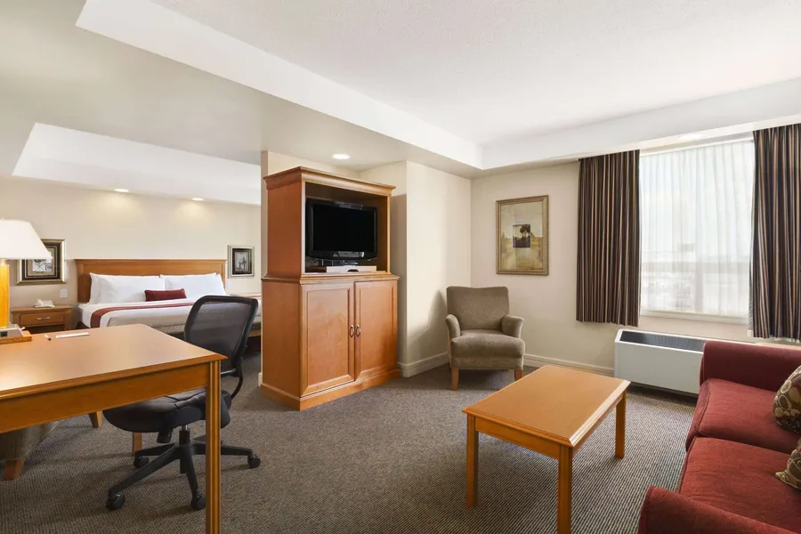 Travelodge by Wyndham Spruce Grove hotel detail image 6