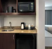 Springhill Suites by Marriott Pittsburgh Mills hotel detail image 5
